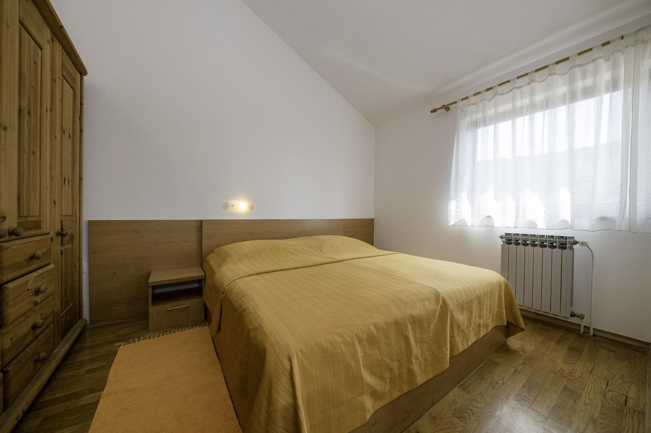 Apartments Dedic Супетарська Драґа Екстер'єр фото